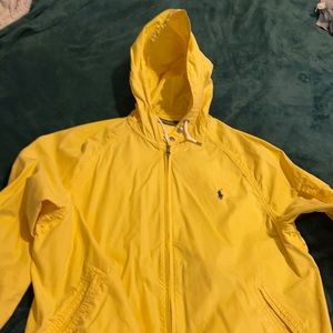 LIGHT-WEIGHT LIGHT YELLOW POLO RAIN JACKET